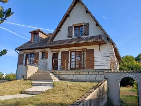 maison 8 pièces 165m2 - terrain de 1125m2 + annexes