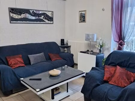 belle maison mitoyenne à gavet