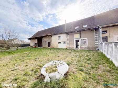 propriété 6 pièces 135 m²