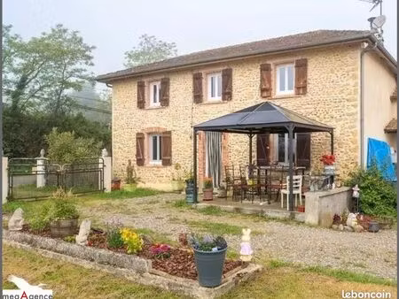 propriété 5 pièces 126 m²