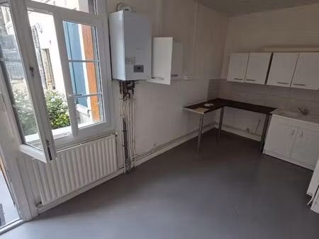studio 22m2 indépendant- proche gare