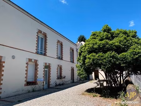 immeuble 14 pièces 265 m²