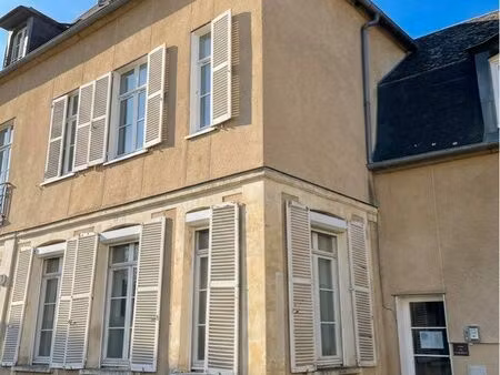 bureau meublé à louer – cabinet paramédical – beauvais