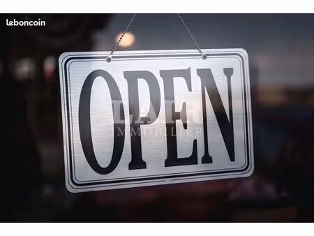 local 44 m² bagnoles de l orne normandie