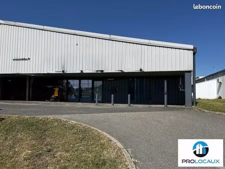 local commercial 400 m² senlis