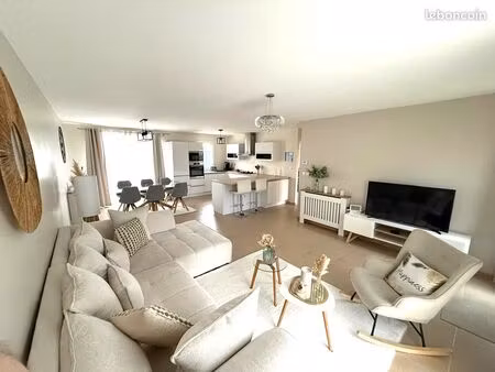 maison - 4 pièces - 92m²