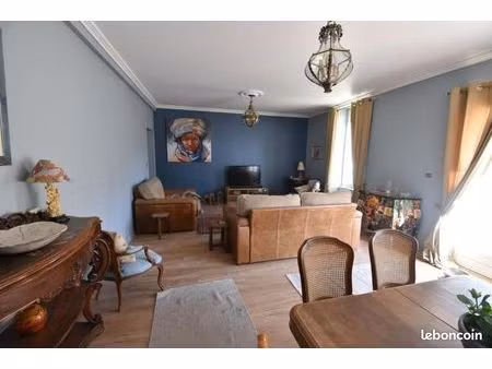 maison 6 pièces 174 m²