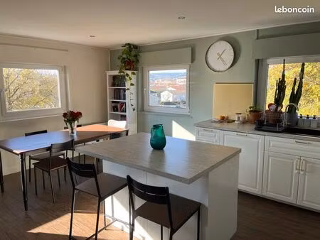 appartement t5 lumineux 96m2