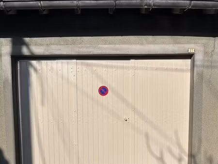 garage à louer
