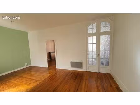 maison 55 m² avec cour - 1 chambre