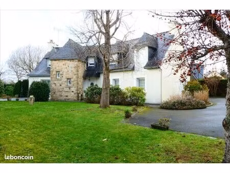 propriété 6 pièces 157 m²