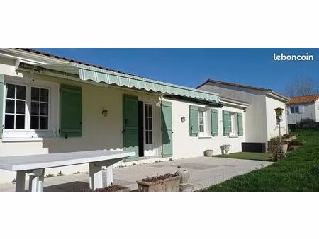 maison individuelle - 6 pièces - 130 m²