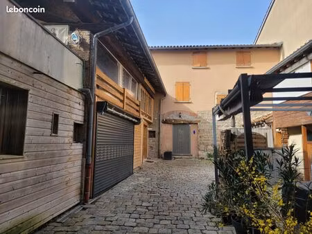 maison 7 pièces 115 m²