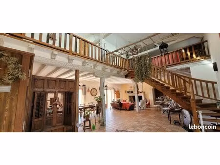 maison en viager 17 pièces 515 m²