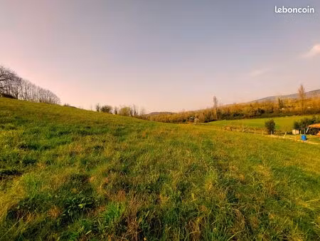 terrain 1323 m² guiche