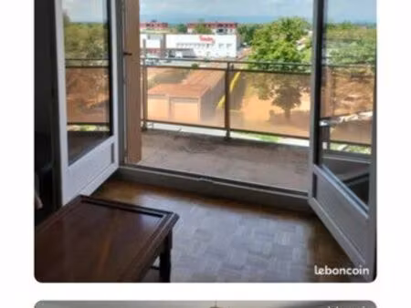 appartement52m2 centre feurs terrasse +garage+cave