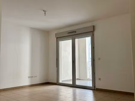 location appartement 2 pièces 41 m² à marseille 4 (13004)