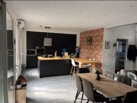 maison 4 chambres pierres apparentes lumineuses