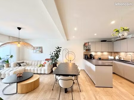 appartement 83 m2 avec terrasse