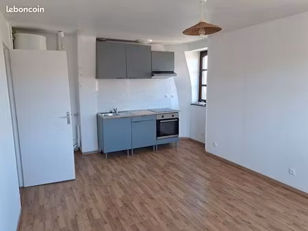 appartement 50m2 centre ville de l'aigle