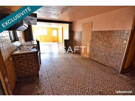 propriété 5 pièces 182 m²