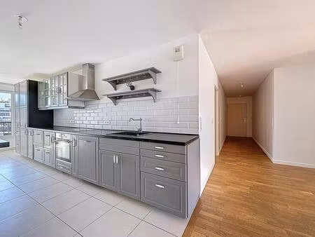 appartement familial de 3 chambres + parking  prestations haut de gamme