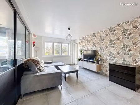 appartement 4 pièces au calme de 90m²