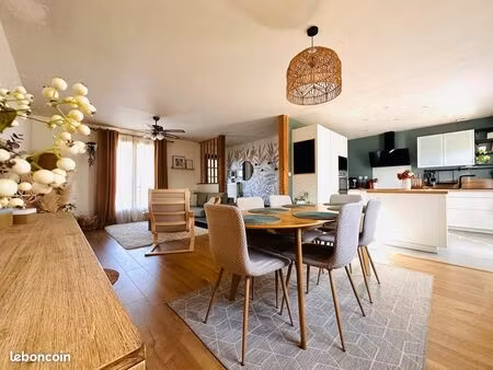 maison lumineuse 4 chambres – jallais – 101 m² sur sous sol total