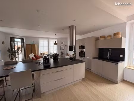 appartement avec garage et cours