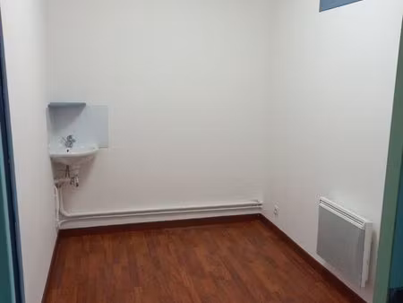 bureau à louer au sein d’un cabinet paramédical