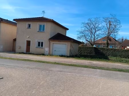 attignat pavillon t4 de 91 m2 + terrain 385 m2 prix 217000 euros