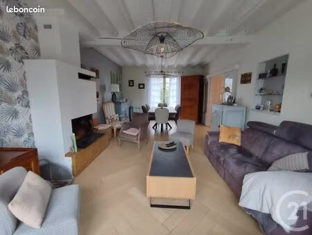 maison 6 pièces 162 m²