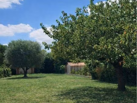 terrain 1000 m²  pour construire 2 maisons  libre de constructeur