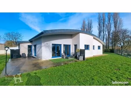propriété 5 pièces 136 m²