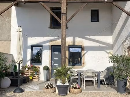 maison de charme rénovée – 94 m² – coeur de saint denis lès bourg