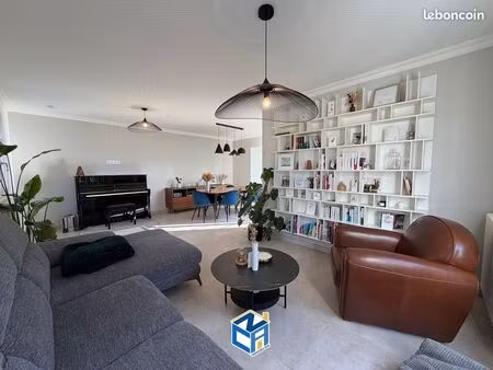 maison 7 pièces 157 m²