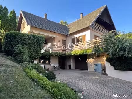 maison 7 pièces 200 m²