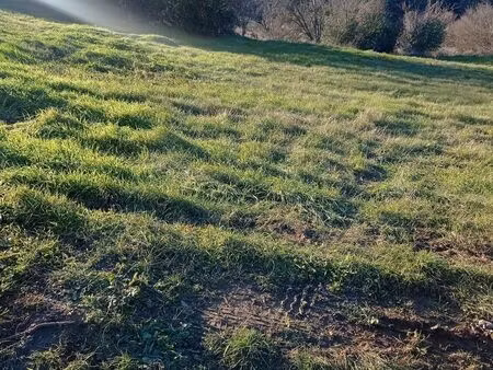 terrain constructible 734 m² – couffoulens