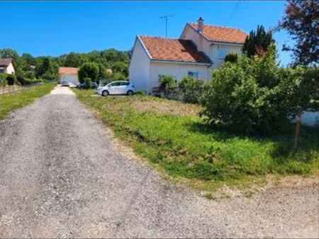 vente d'un petit terrain constructible à pulligny 54160