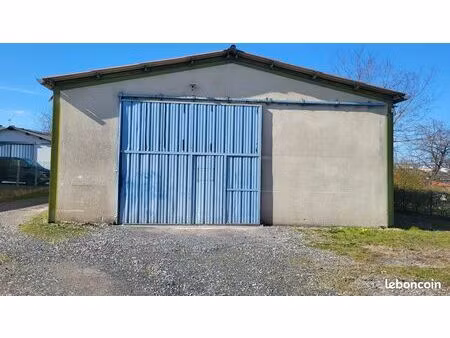 local d'activité 200 m² romagnat