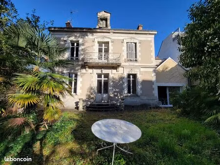 maison bourgeoise hyper centre tours