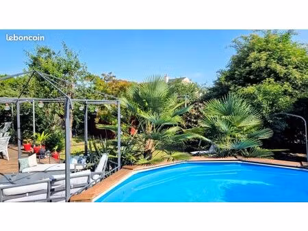 ◊? grande maison familiale de 240m2 avec jardin terrasse et piscine- ste radegonde