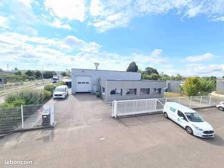 bâtiment d'activité saoneor