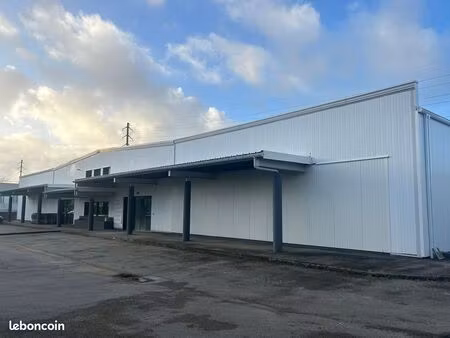 local 1200 m² brest