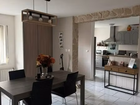 charmante maison 2 chambres avec cour et stationnement sur valenciennes