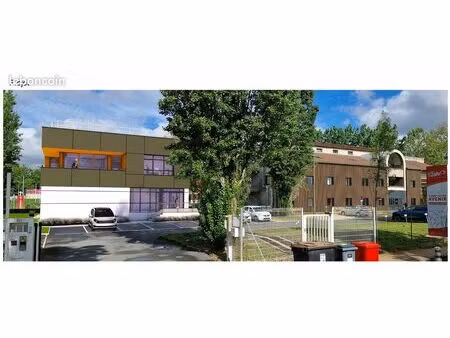 locaux professionnels 170 m² macon