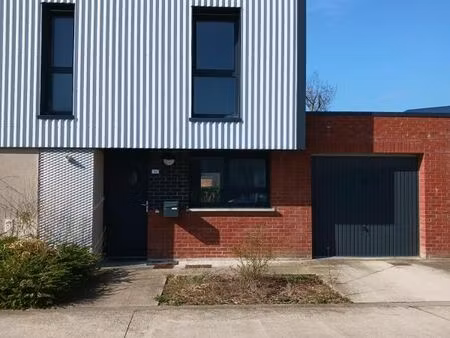 maison 81 m² estaires