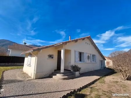 maison de plain-pied 100 m² terrain 600 m² – vue sur les pyrénées – 15 min de luchon