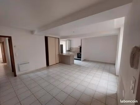 appartement t3 navarrenx