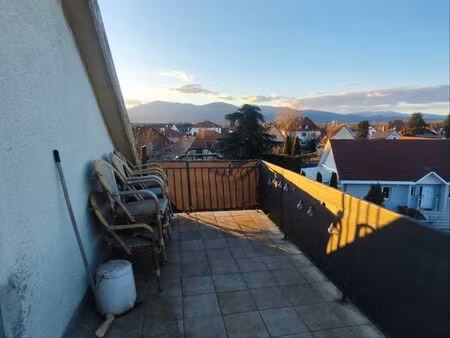 t3 en location avec un balcon  meublé